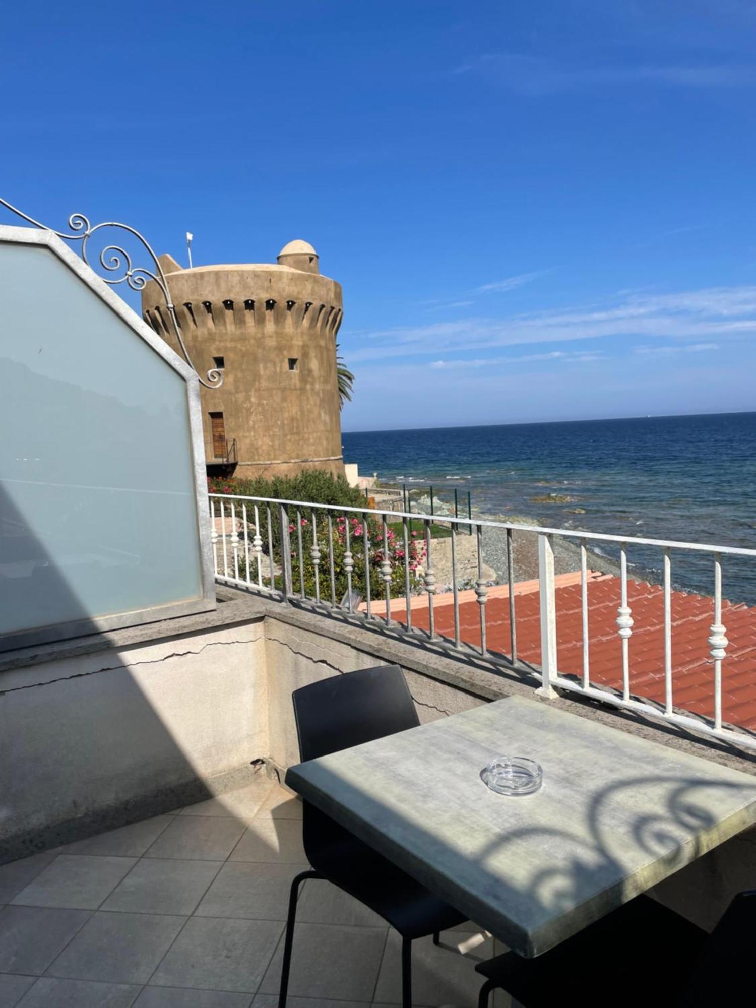 Torremare Otel Marine du Miomo Dış mekan fotoğraf